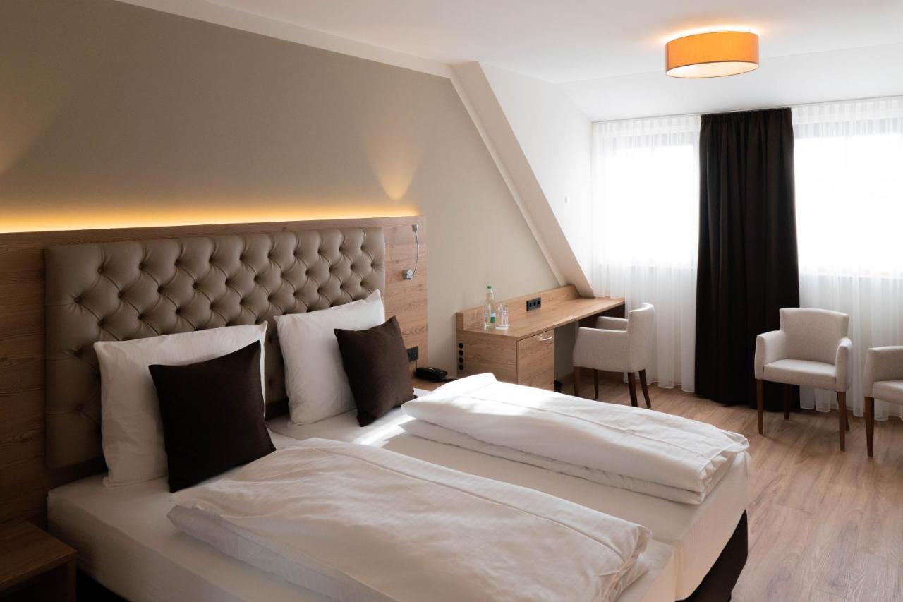 Rossano Boutique Hotel & Ristorante Sachsen bei Ansbach Экстерьер фото