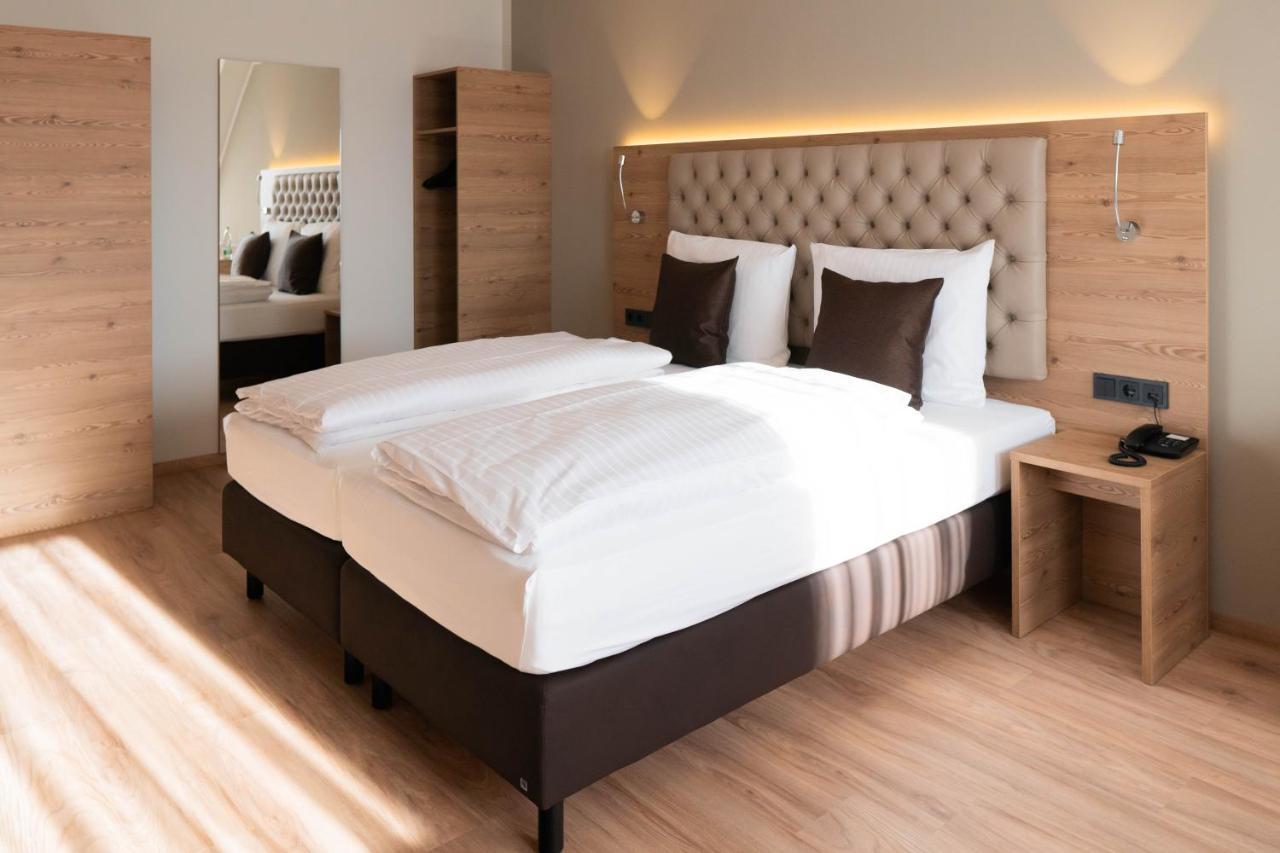 Rossano Boutique Hotel & Ristorante Sachsen bei Ansbach Экстерьер фото