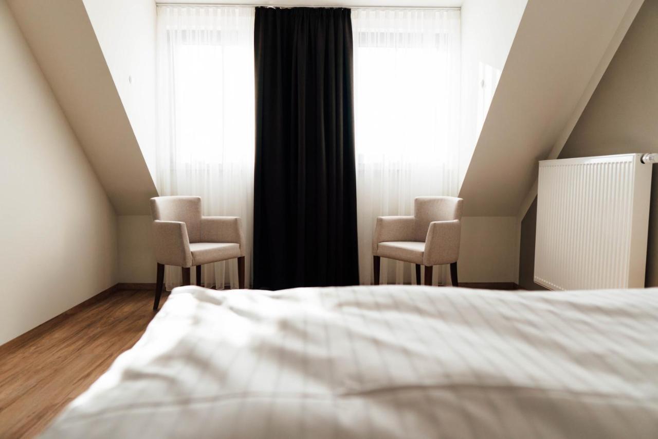 Rossano Boutique Hotel & Ristorante Sachsen bei Ansbach Экстерьер фото